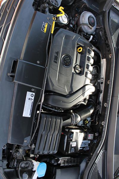 Volkswagen T-Roc (2018) 1.5 TSI KLIMA VÝHŘEV TEMPOMAT - fotka 21 z 21