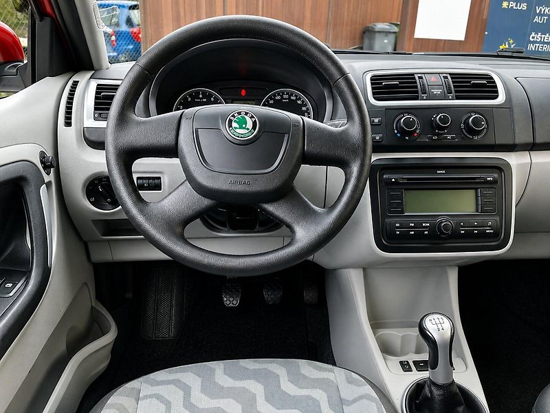 Škoda Fabia Combi 1,2 HTP (51kW)*KLIMA* - fotka 7 z 16