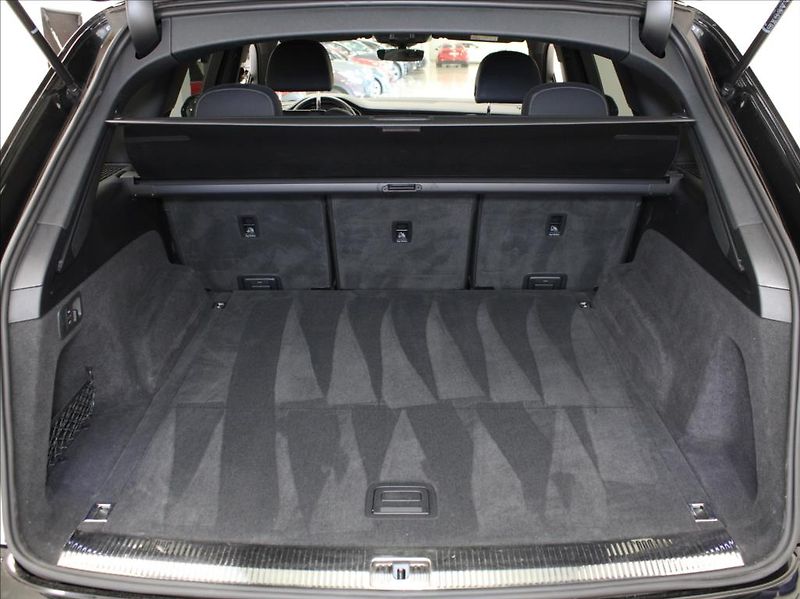 Audi Q7 3,0 50TDi S-Line 36tkm. ČR - fotka 26 z 30