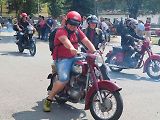 V pořadí 9. ročník srazu veteránů v Chýnově na Táborsku se v neděli 18. srpna dopoledne těšil velké návštěvnosti z řad účastníků i diváků.