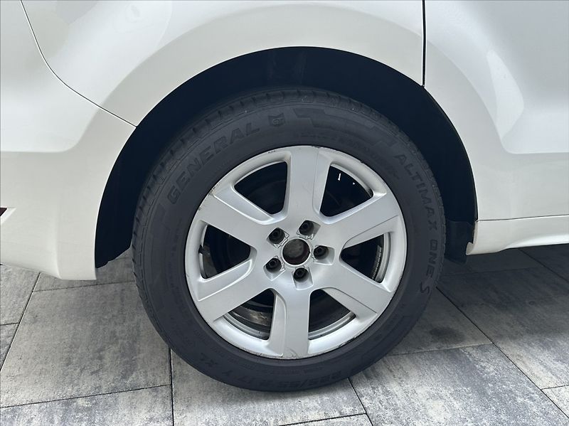 Volkswagen Sharan 2,0 TDI 140PS  Comfortline DSG - fotka 41 z 48