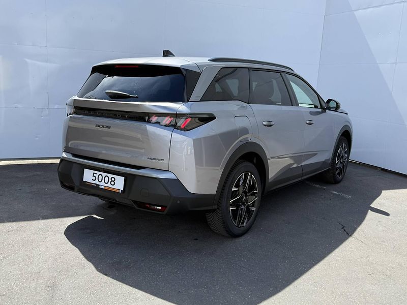 Peugeot 5008 (2026) ALLURE Hybrid e-DCS6 1,2 - fotka 3 z 10