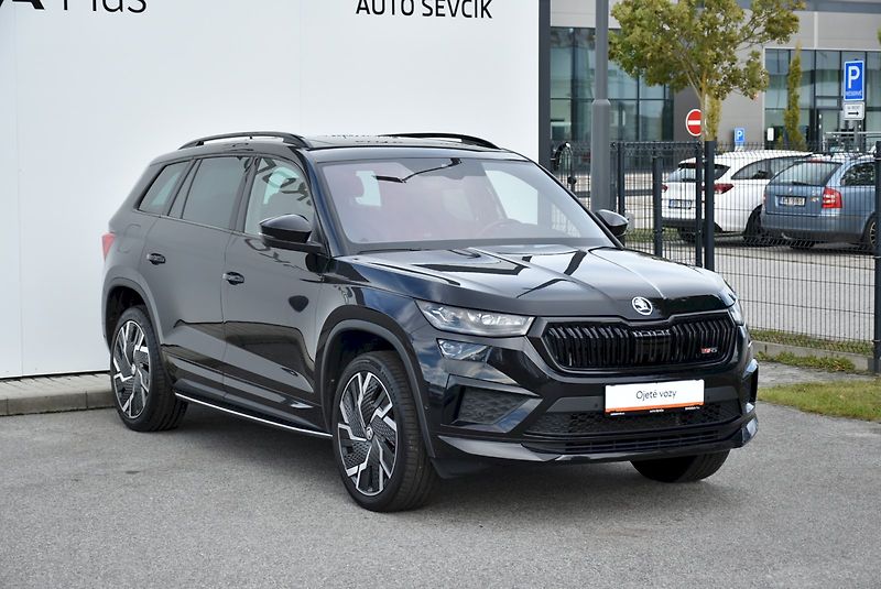 Škoda Kodiaq (2022) RS 2.0 TSI 180kW DSG 4x4 - fotka 6 z 32