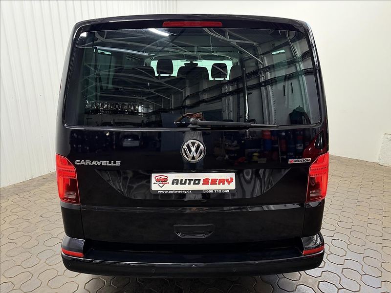 Volkswagen Caravelle 2.0TDI 4MOTION DSG ACC VC LED - fotka 7 z 37