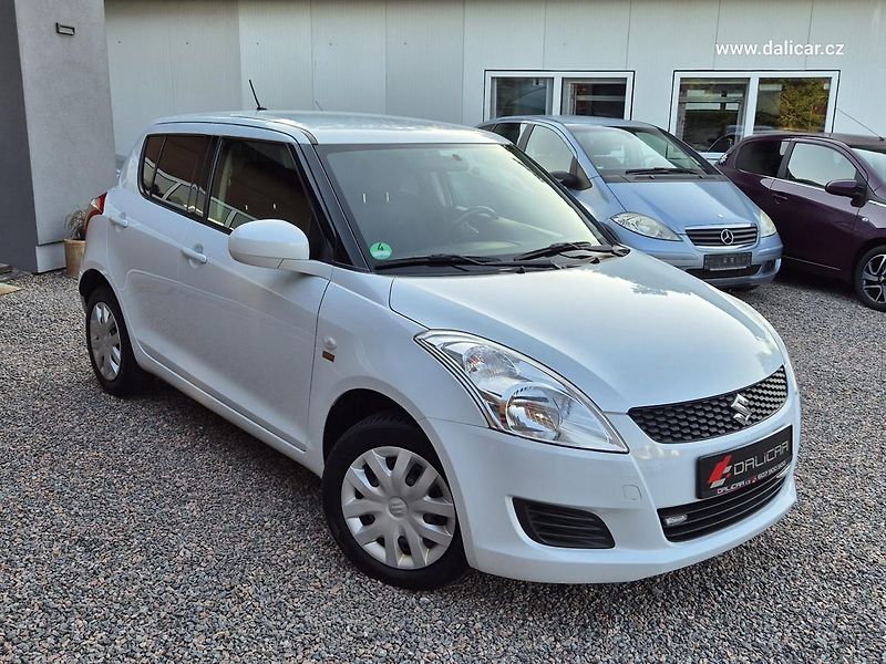 Suzuki Swift (2011) 1.2i 69KW 4x4 klima - fotka 4 z 52