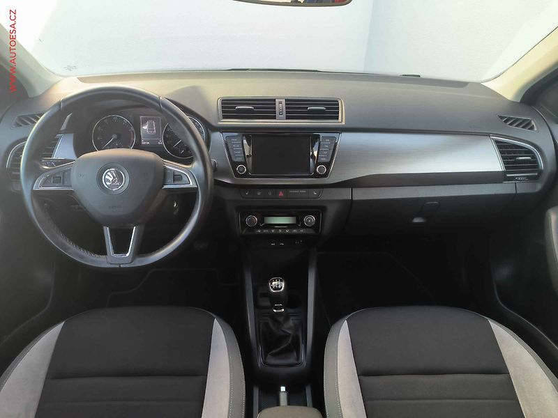 Škoda Fabia (2016) 1.0 MPi, Joy, navi - fotka 8 z 21
