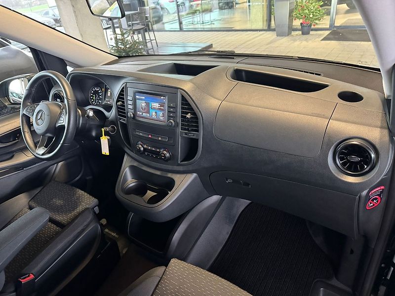 Mercedes-Benz Vito eVito TOURER 129 90kwh DPH - fotka 17 z 18