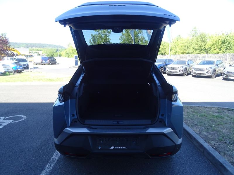 Peugeot 5008 (2026) BUSINESS Hybrid 145k e-DCS6 - fotka 9 z 49