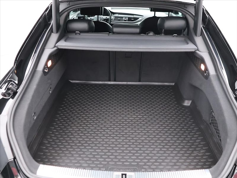 Audi A7 Sportback 3,0 TDI 235kW S-Line - fotka 10 z 35