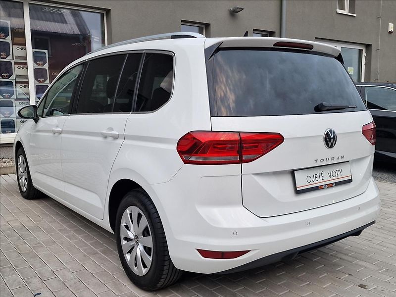Volkswagen Touran 2.0 TDI Comfortline,ČR,1.Maj. - fotka 8 z 50