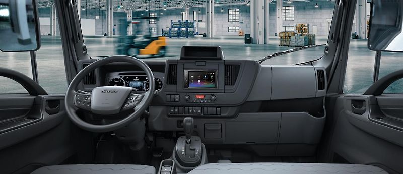 Isuzu M27 (2026) 3.0L, 3s sklápěč AUT9 - fotka 6 z 27