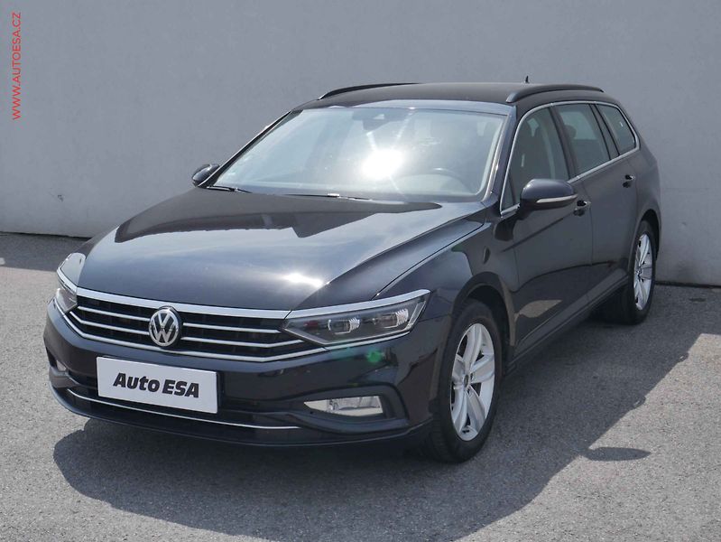 Volkswagen Passat (2019) 2.0TDi, DSG, LED, navi - fotka 3 z 17