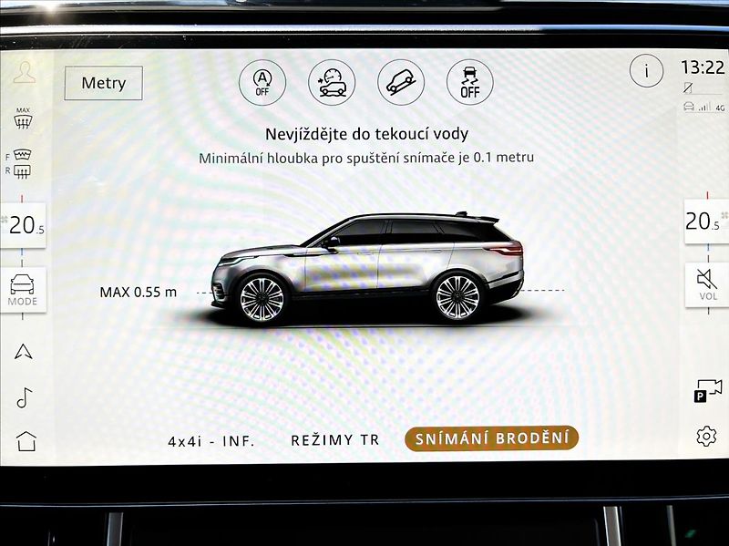 Land Rover Range Rover Velar 2,0 D200 DYNAMIC SE AWD - fotka 30 z 37