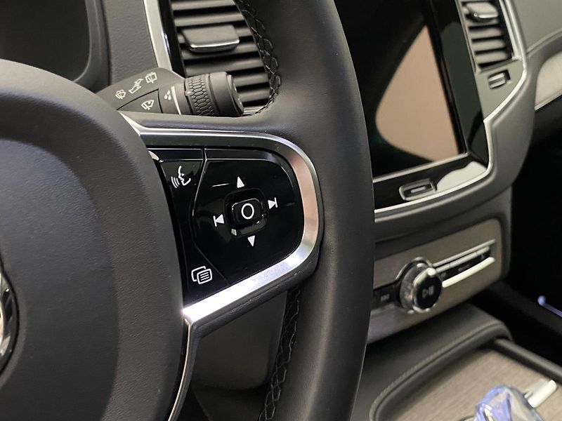 Volvo XC90 T8 AWD PLUG-IN ULTIMATE BRIGHT - fotka 21 z 72