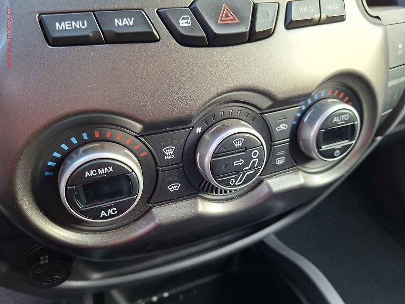 Ford Ranger (2014) 2.2 TDCi 4x4, 1.maj,ČR - fotka 12 z 21