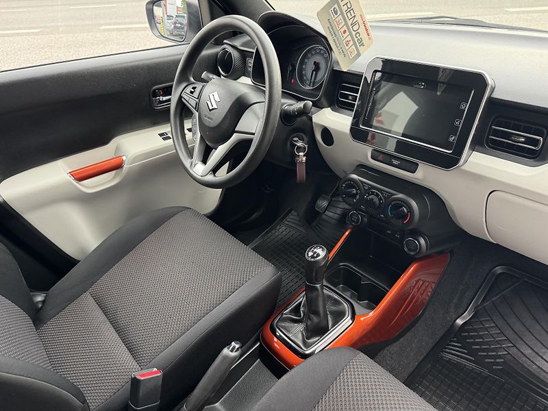 Suzuki Ignis 1,2DualJet 4x4 - fotka 13 z 15