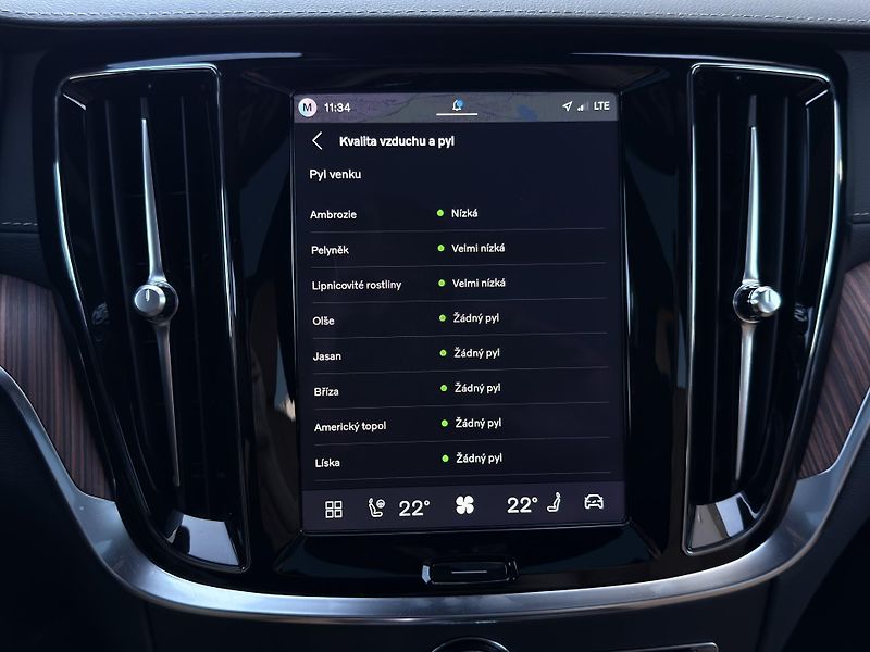 Volvo V60 T8 AWD ULTRA DARK // 335 kW - fotka 52 z 57