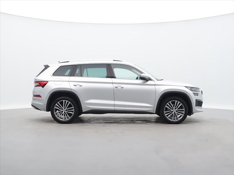 Škoda Kodiaq 2,0 TDI 147 kW L&K 4x4 DSG DPH - fotka 8 z 35