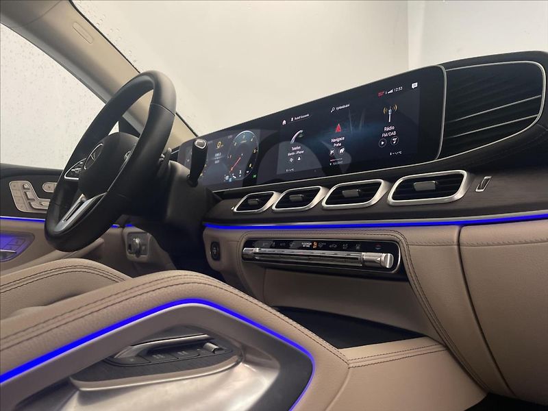 Mercedes-Benz GLE 400d 4MATIC kupé AMG Line Nigh - fotka 16 z 22