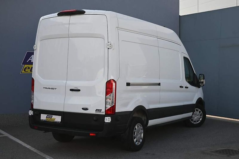 Ford Transit (2024) 2.0 350 L3H3 96 KW Express-LIN - fotka 3 z 27