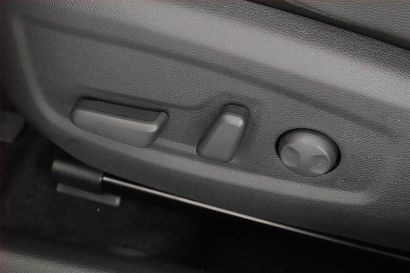 Kia Ceed (2025) 1.5 T-GDI, ACC, FullLed, DPH - fotka 18 z 20