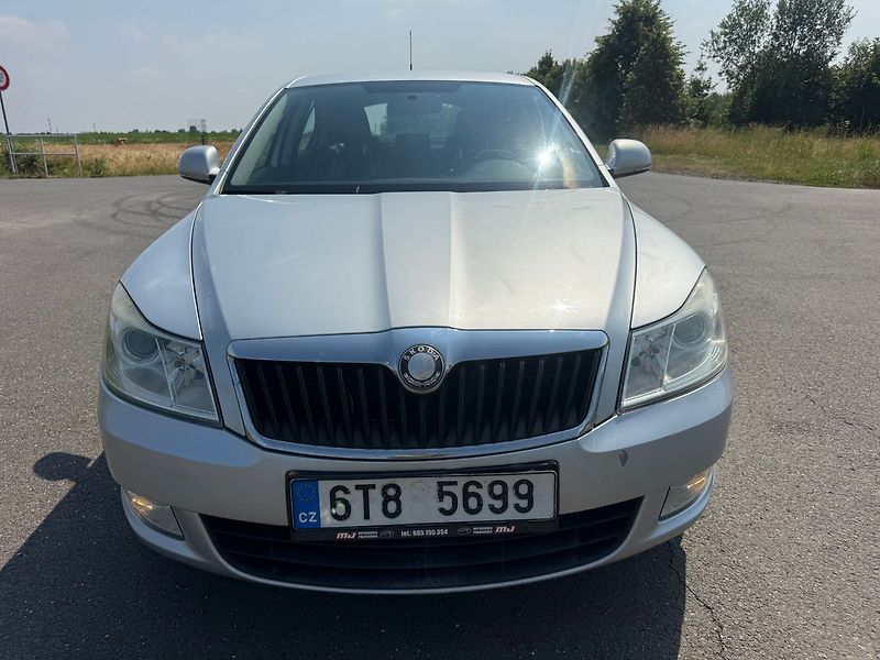 Škoda Octavia 1.9 TDI PD Ambiente - fotka 8 z 15