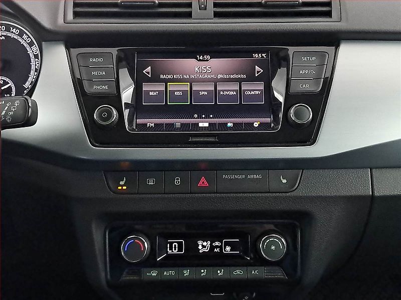 Škoda Fabia (2021) 1.0 TSI, ČR,1.maj, Tempomat - fotka 12 z 19