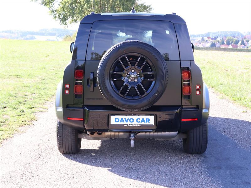 Land Rover Defender 3,0 D200 110 S 147kW CZ DPH Zá - fotka 6 z 34