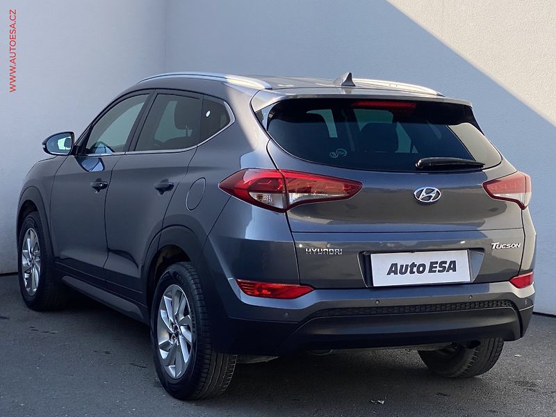 Hyundai Tucson (2016) 1.7 CRDi, Navi - fotka 6 z 19