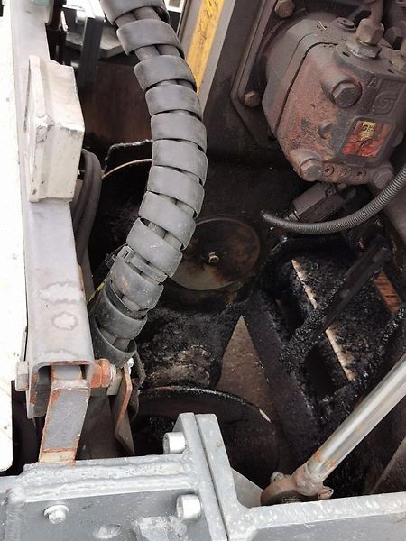 Ostatní VÖGELE Super 800 pás. finišer - fotka 25 z 30