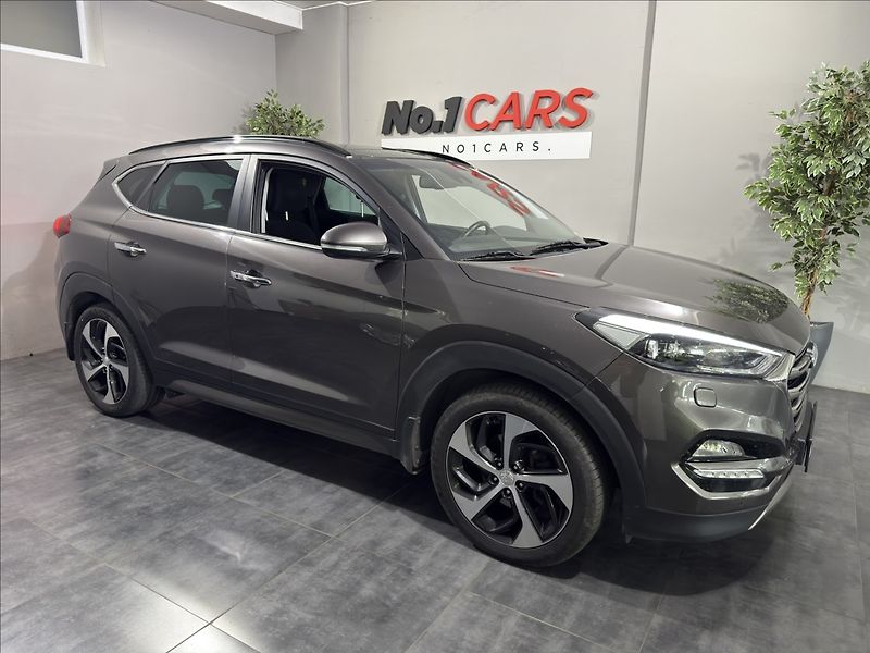 Hyundai Tucson 2,0   CRDI 4X4 STYLE PANO - fotka 39 z 40