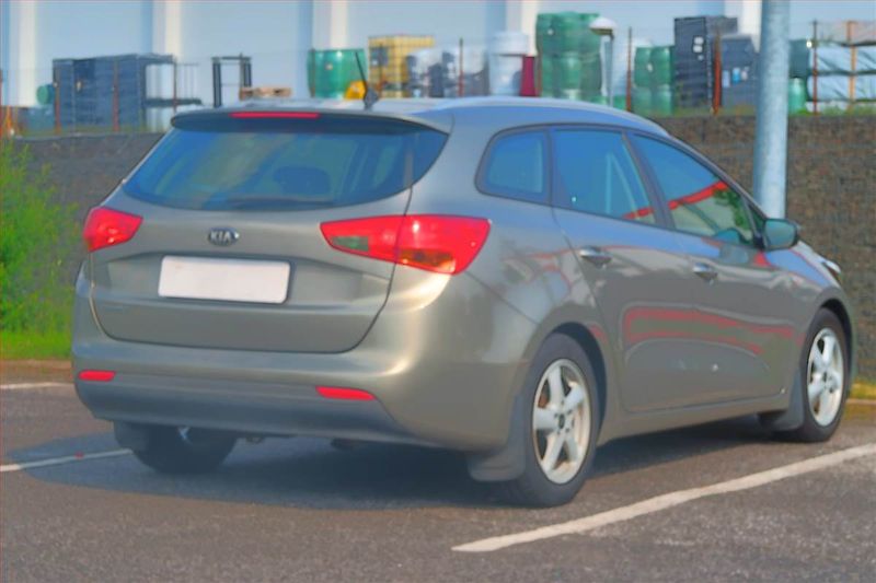 Kia Ceed (2014) 1.6 GDI, Serv.kniha, Tempomat - fotka 5 z 14