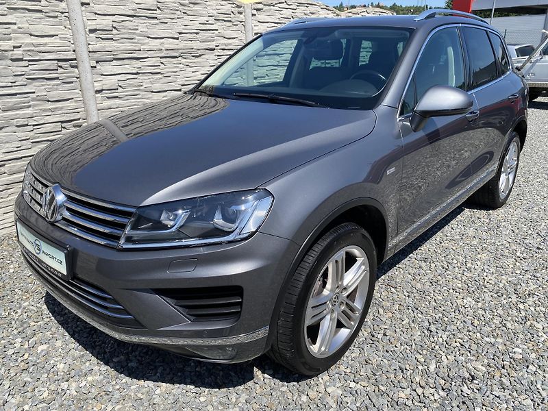 Volkswagen Touareg 3.0TDi 4x4 FL 2017 ELEGANCE 1A - fotka 2 z 176