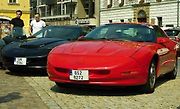 Sraz amerických vozů Chevrolet Camaro a Pontiac Firebird v Kolíně.