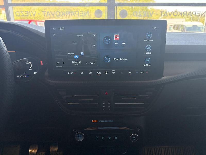 Ford Kuga ST-line 1.5 Ecoboost - fotka 15 z 15