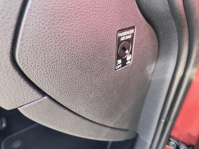 Volkswagen Golf (2014) 1.2 TSI 63KW 4-VÁLEC Z ŘEMENEM - fotka 58 z 66