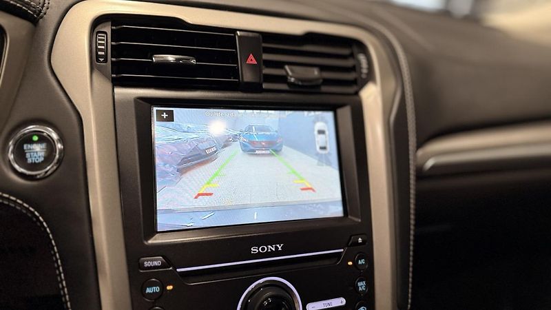 Ford Mondeo (2018) 2.0 hybrid,VIGNALE,MASÁŽ - fotka 25 z 34