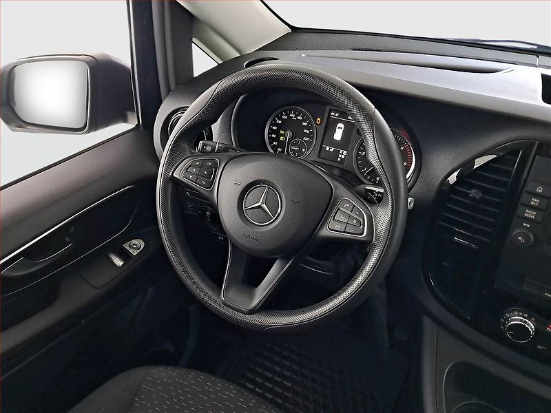 Mercedes-Benz Vito (2021) 119 CDI, Bus, 8Míst, ČR, 1Maj - fotka 17 z 18
