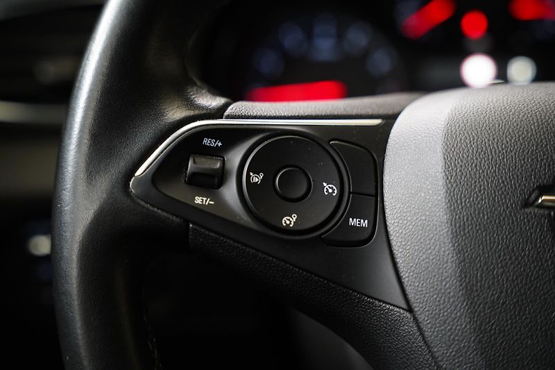 Opel Grandland X - fotka 15 z 25