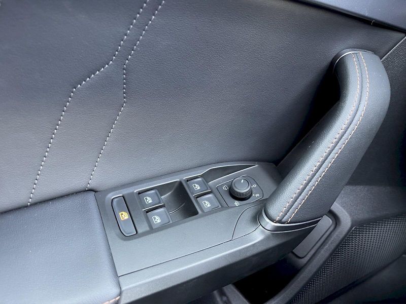 Cupra Formentor (2023) 1.5 TSI 110 kW DSG Basis - fotka 23 z 35