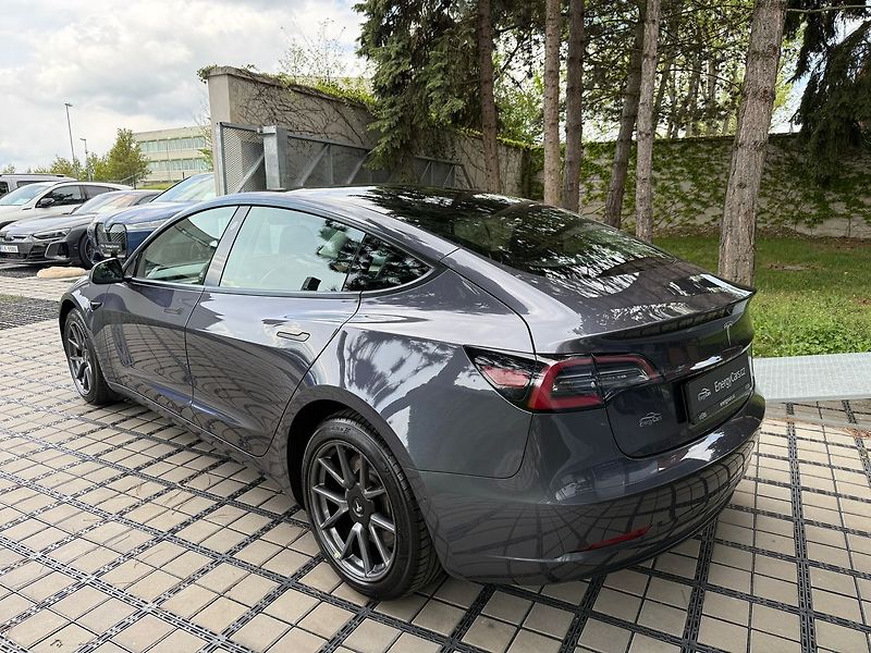 Tesla Model 3 Enhanced autopilot, k dispozic - fotka 4 z 38