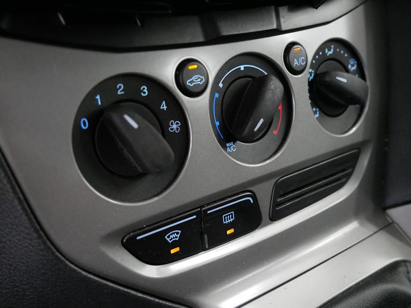 Ford Focus - fotka 18 z 24