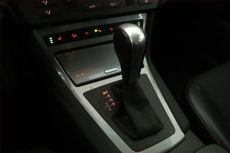 BMW X3 (2009) xDrive20d, 4X4, Automat - fotka 11 z 14