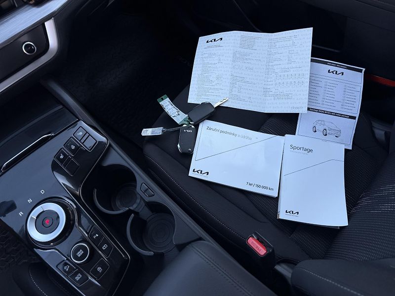Kia Sportage 1.6 T-GDI 118KW automat navi - fotka 18 z 23