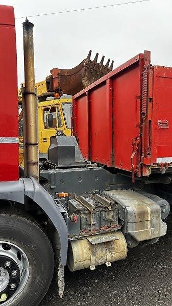 Renault Premium (2000) 18t sklápěč 4x2 - fotka 6 z 15
