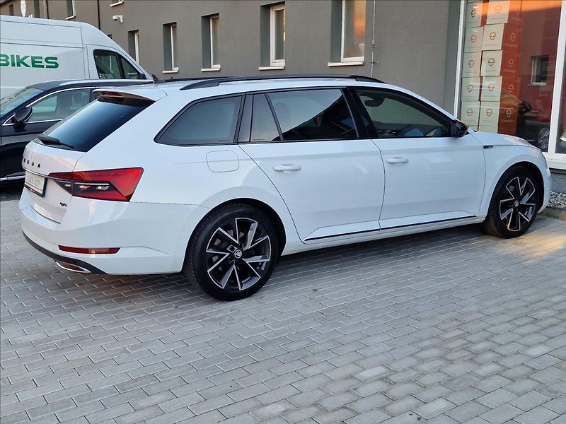 Škoda Superb 2.0TDI 147kW 4x4 DSG Sportline - fotka 11 z 50