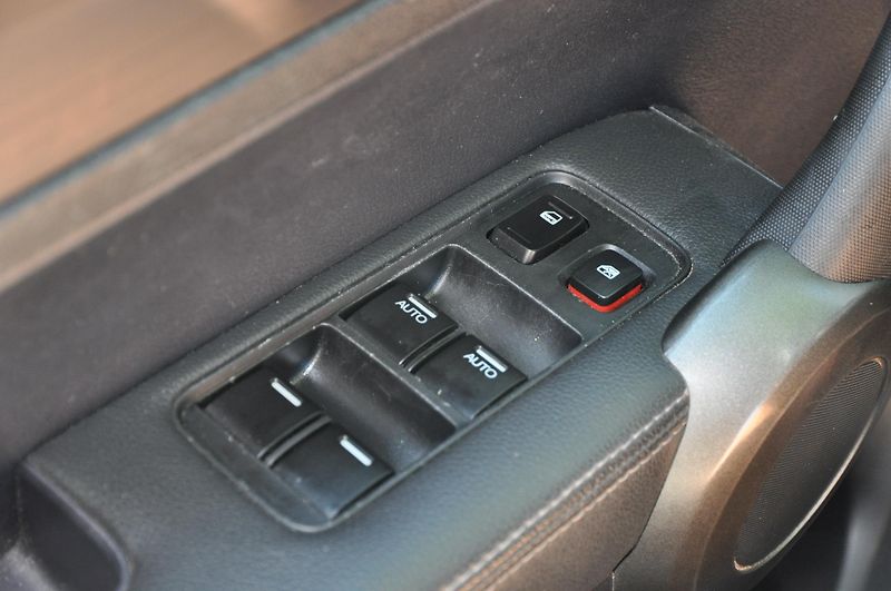 Honda CR-V 2.2i-DTEC 110kW 4WD Automat - fotka 14 z 19