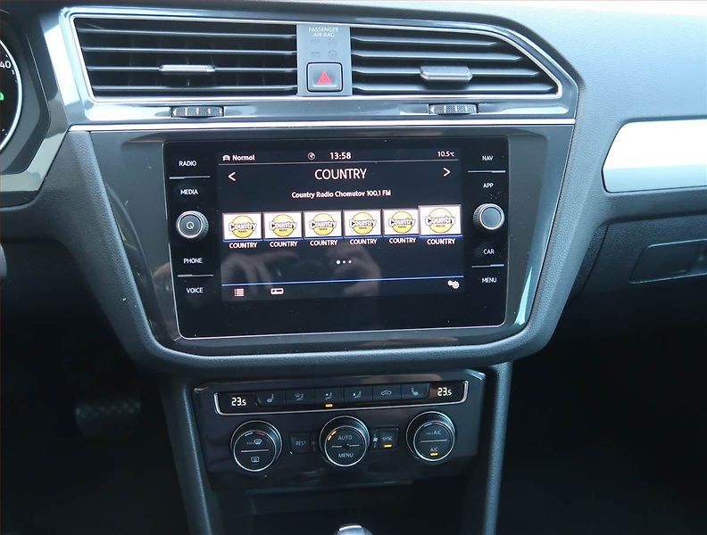 Volkswagen Tiguan (2020) Highline 2.0 TSI - fotka 12 z 17