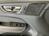 Volvo XC60 T8 eAWD Ultimate Dark - náhled 23