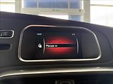 Volvo V40 2,0   D2 88kW,SERVISKA, - náhled 18